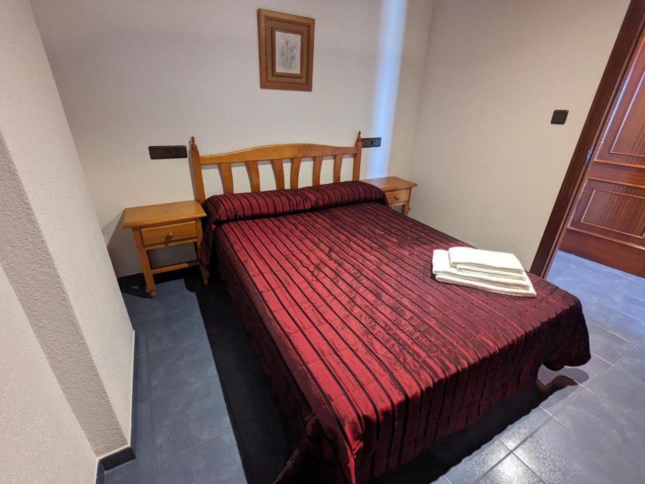 Vivienda Turistica Vacacional Maricarmen Hotell Arou Exteriör bild