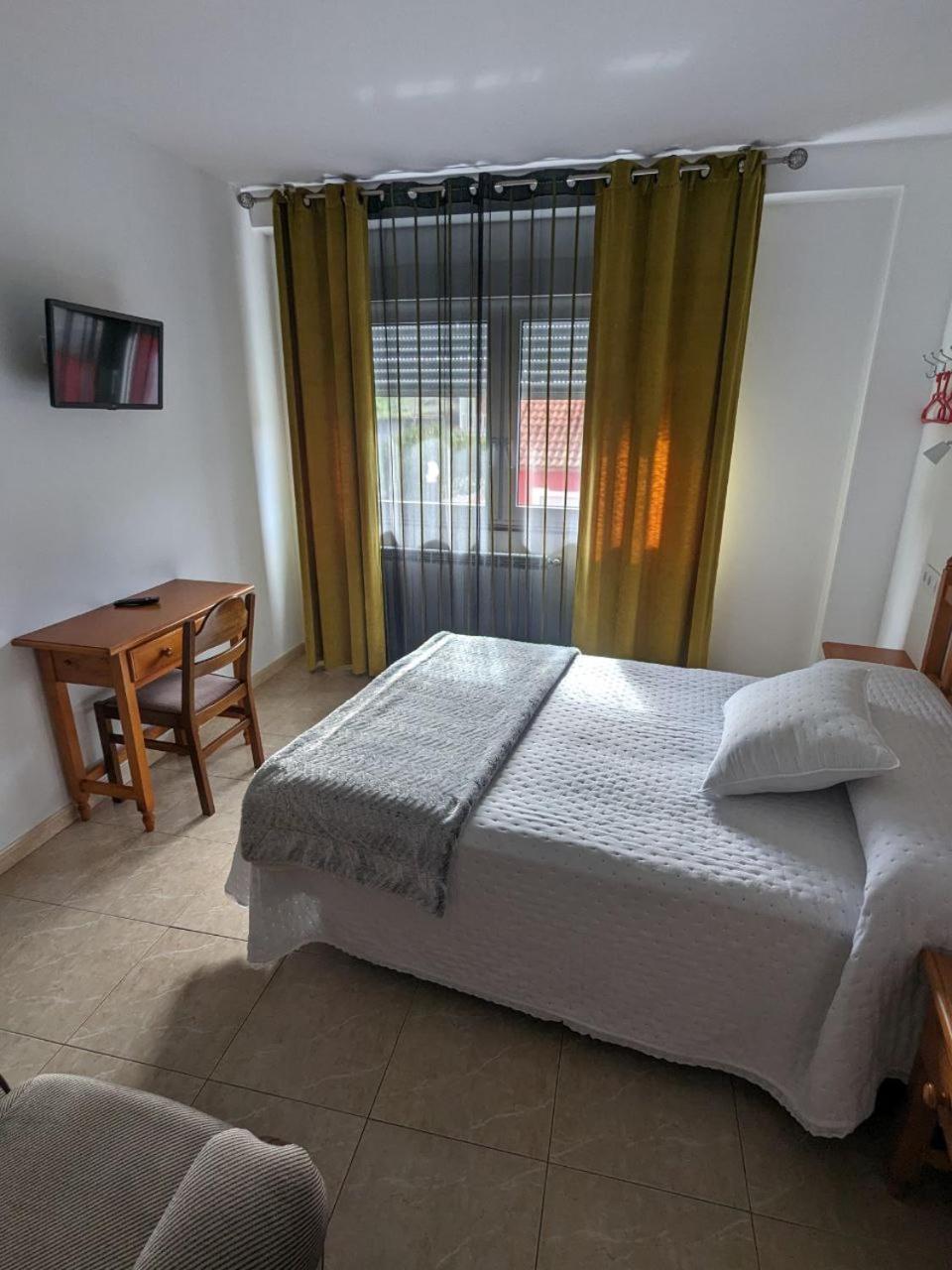 Vivienda Turistica Vacacional Maricarmen Hotell Arou Exteriör bild