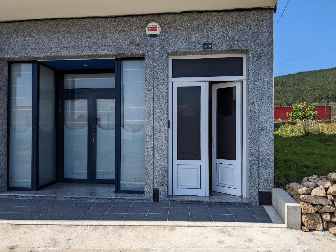 Vivienda Turistica Vacacional Maricarmen Hotell Arou Exteriör bild